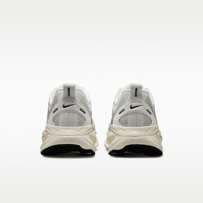 Summit White/Coconut Milk/Coconut Milk/Black