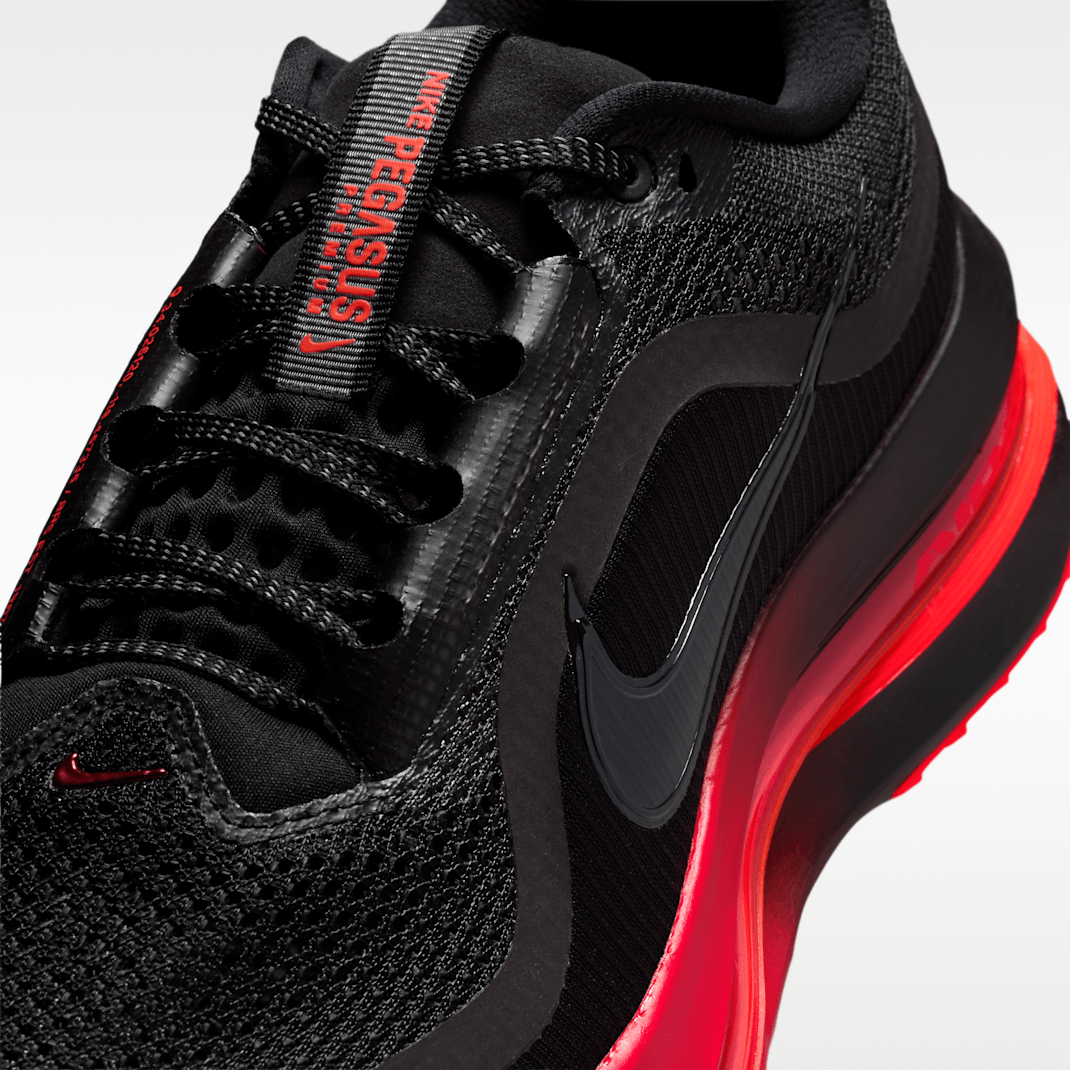 Black/University Red/Bright Crimson/Black