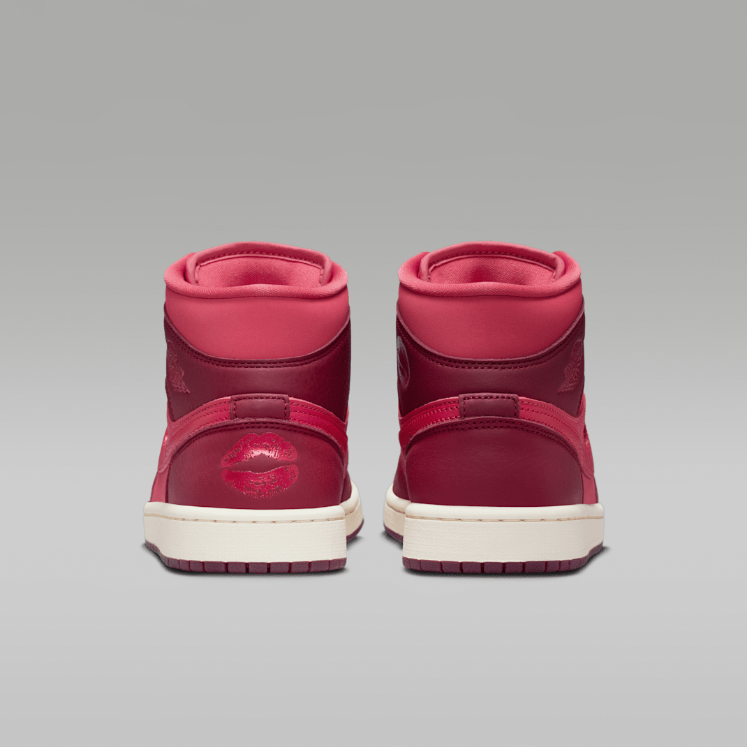Team Red/Pueblo Red/Pale Ivory/Sierra Red