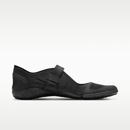 Black/Black/NSKM Dark Smoke