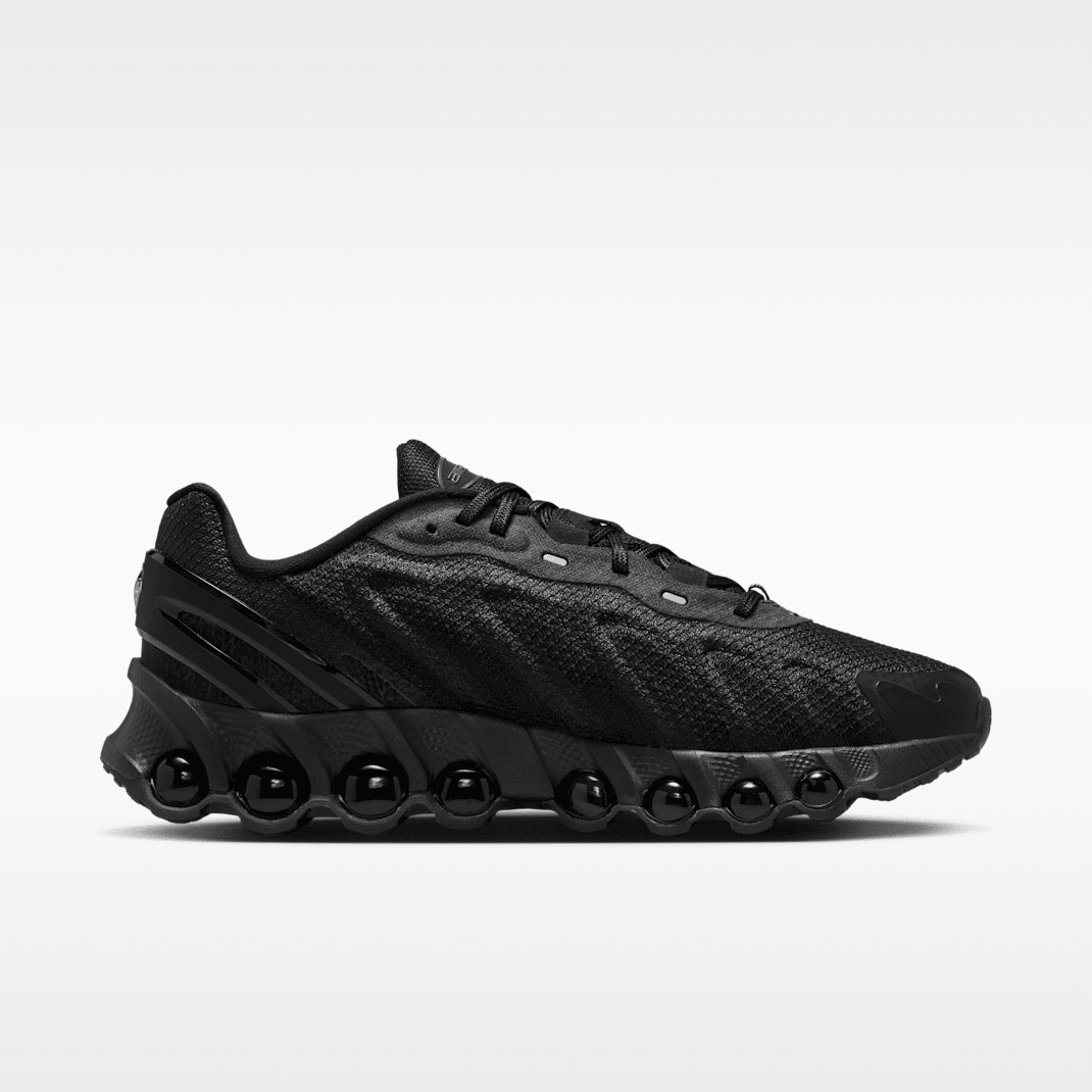 Black/Black