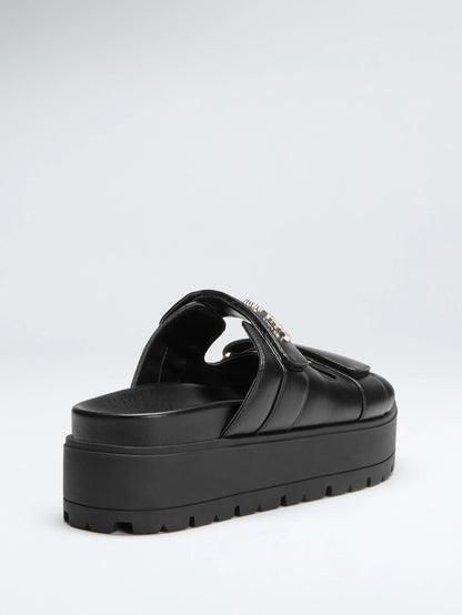 Black 001