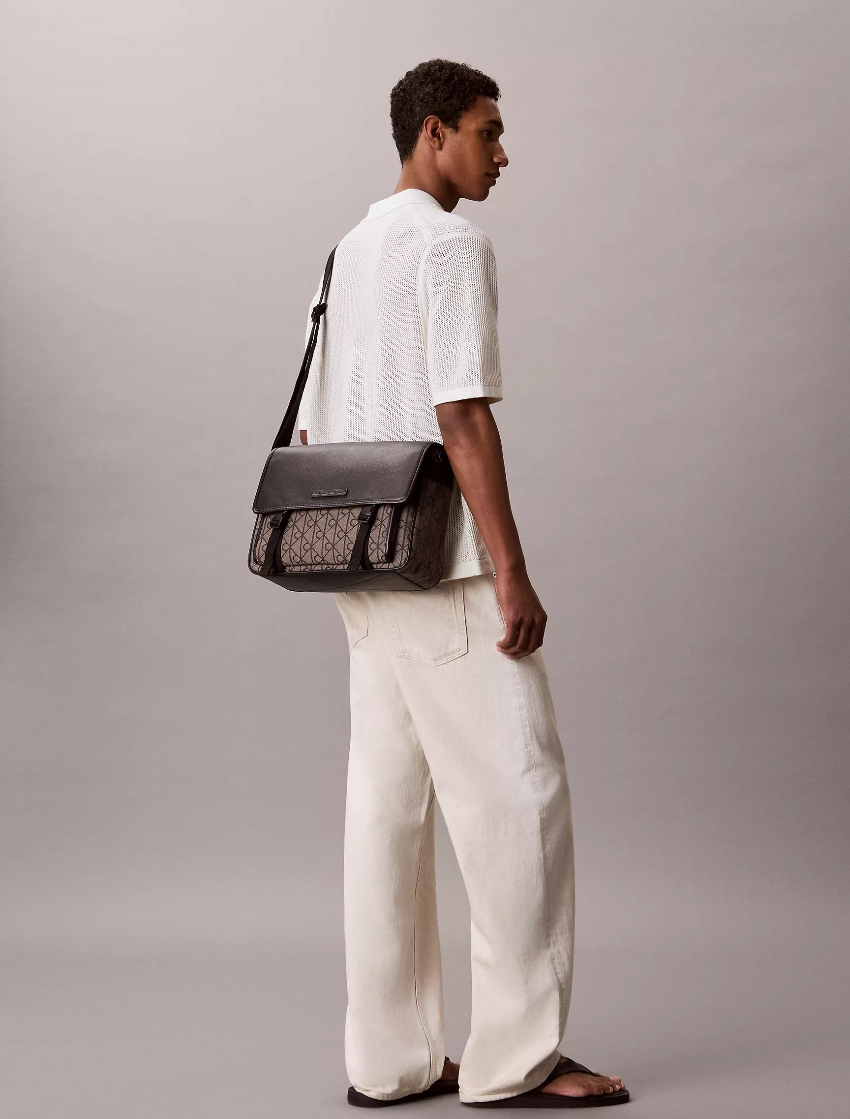 Lotus Beige / Black Aop