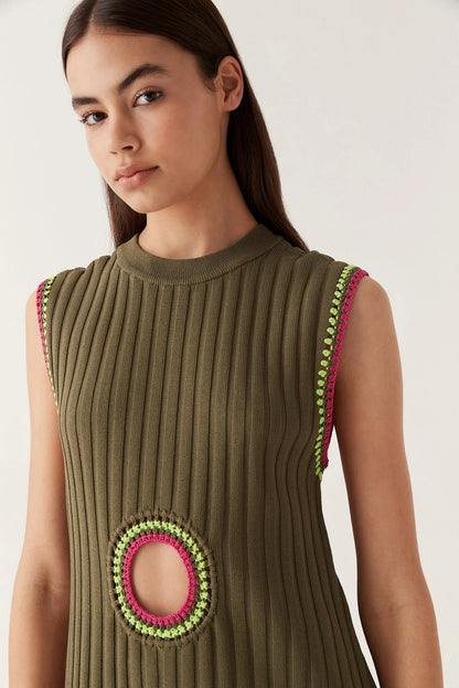 DEEP OLIVE