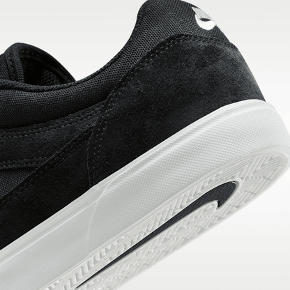 Black/Black/White/White