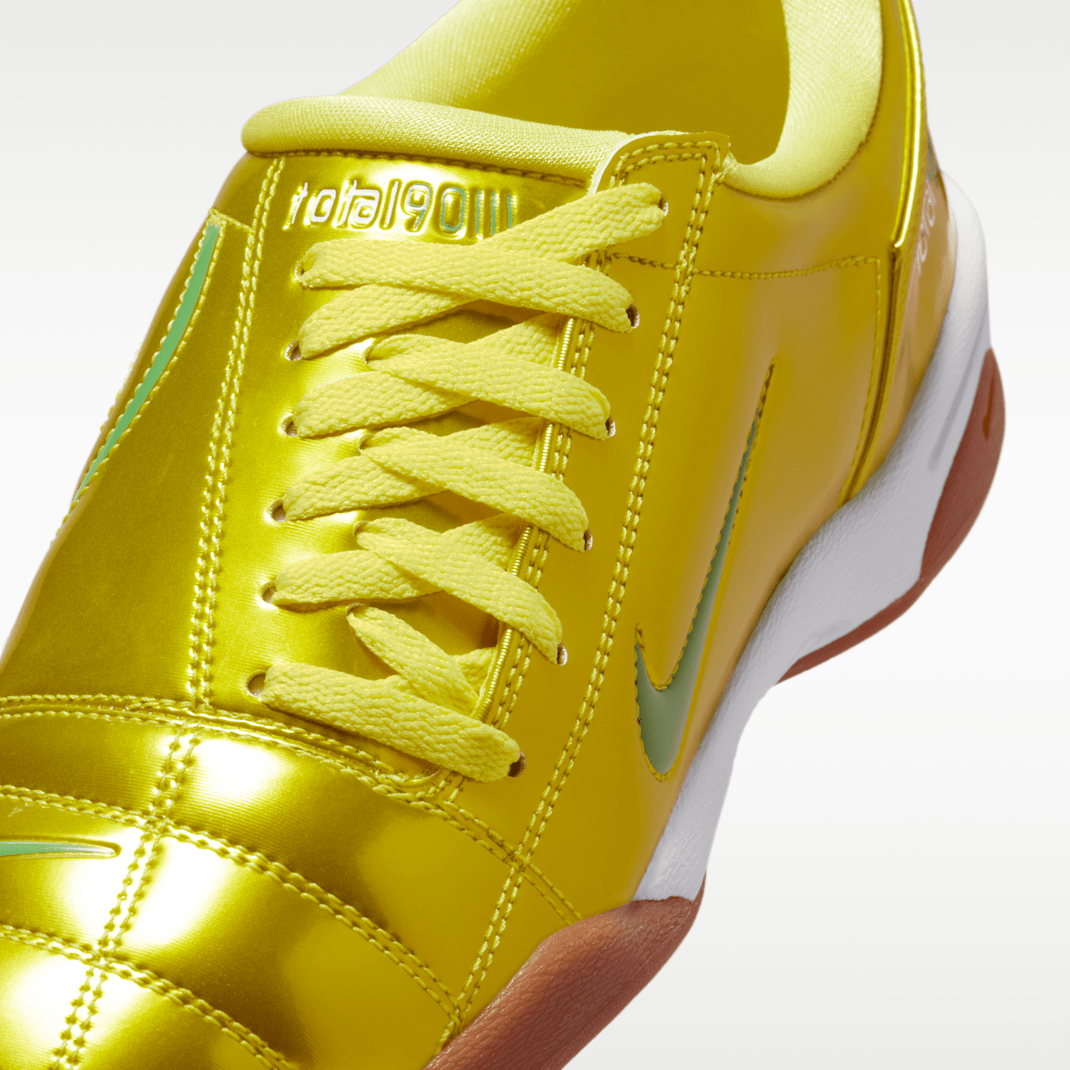 Dynamic Yellow/Gum Medium Brown/Green Spark
