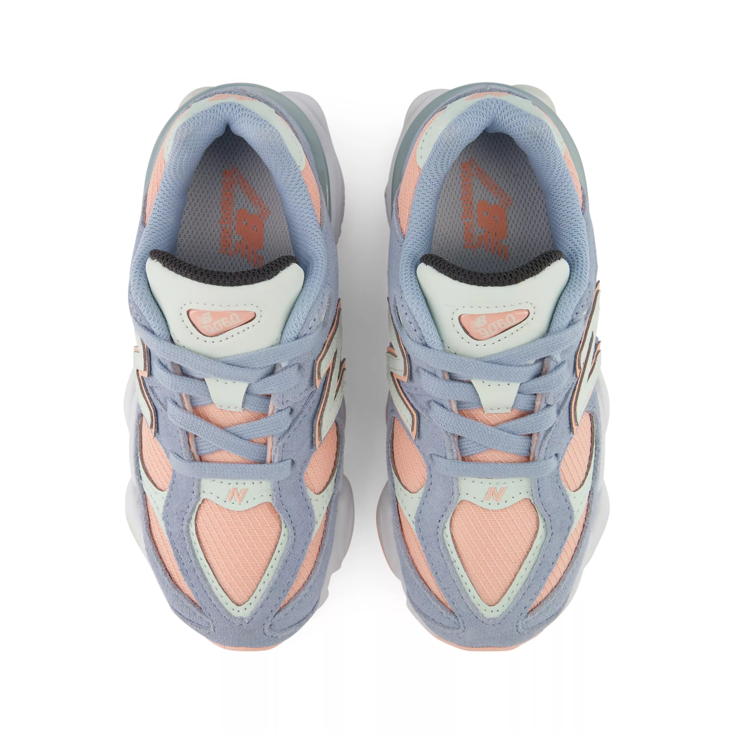 Mint Water With Light Arctic Grey