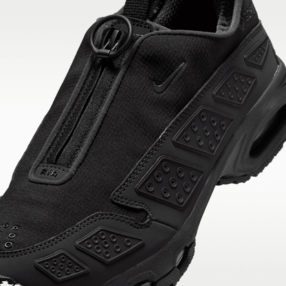 Black/Dark Smoke Grey