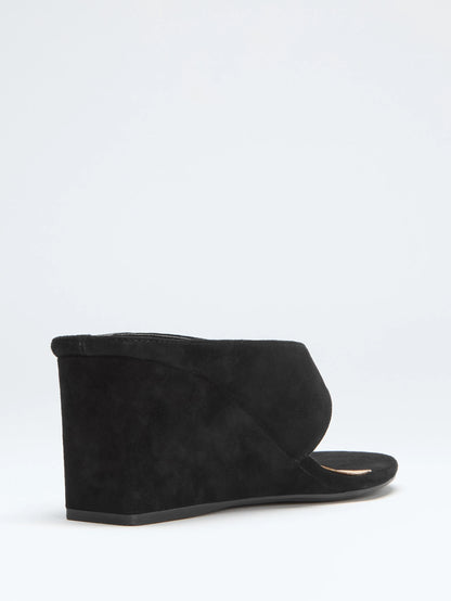 Black 001