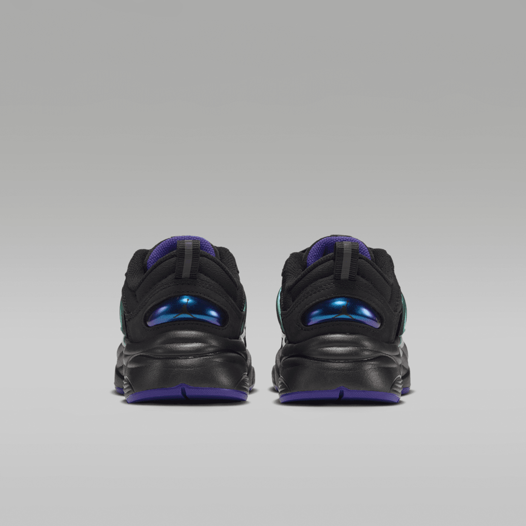 Black/Dark Concord/White/Multi-Color