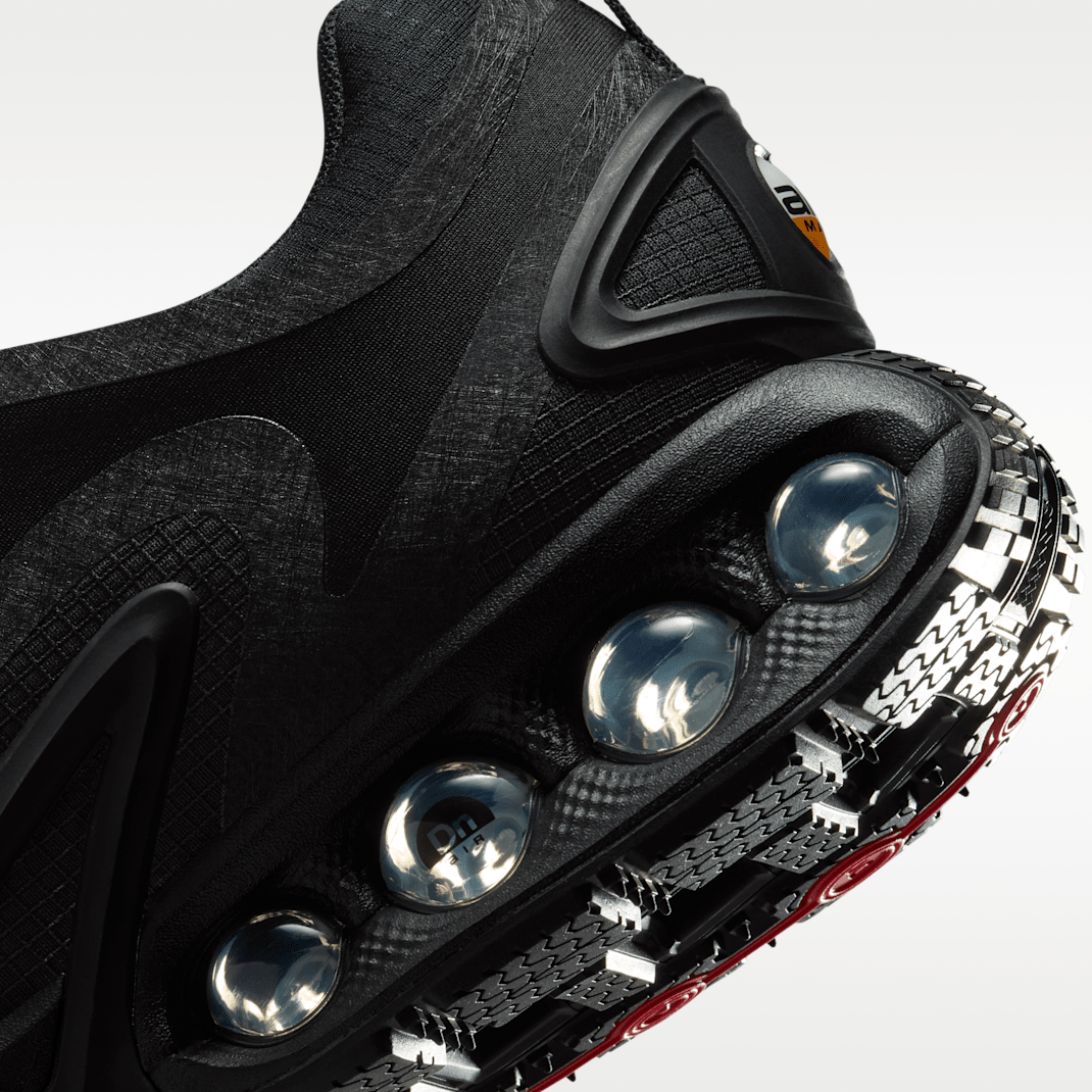 Black/Black/Black/Metallic Silver
