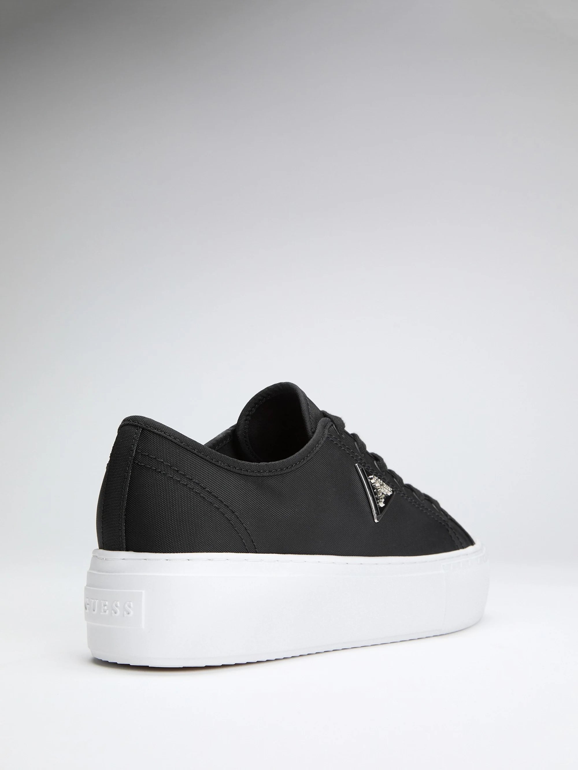 Black 001