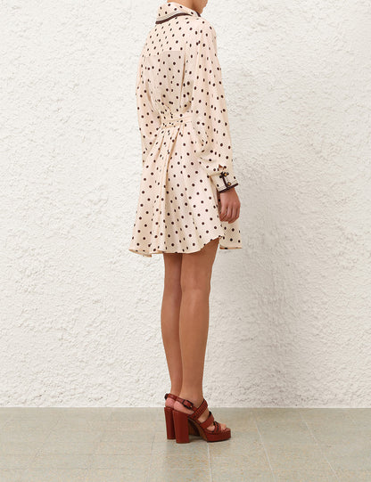 Cream Dot