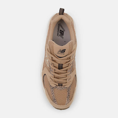Flat Taupe With Black Cement