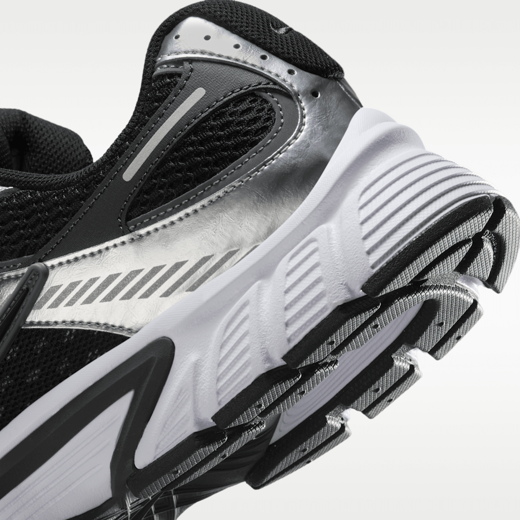 Black/Anthracite/Smoke Grey/Black 2