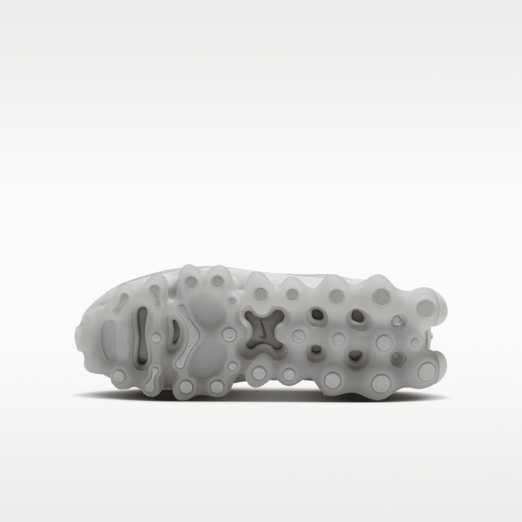 Moon Particle/Metallic Silver/Vast Grey