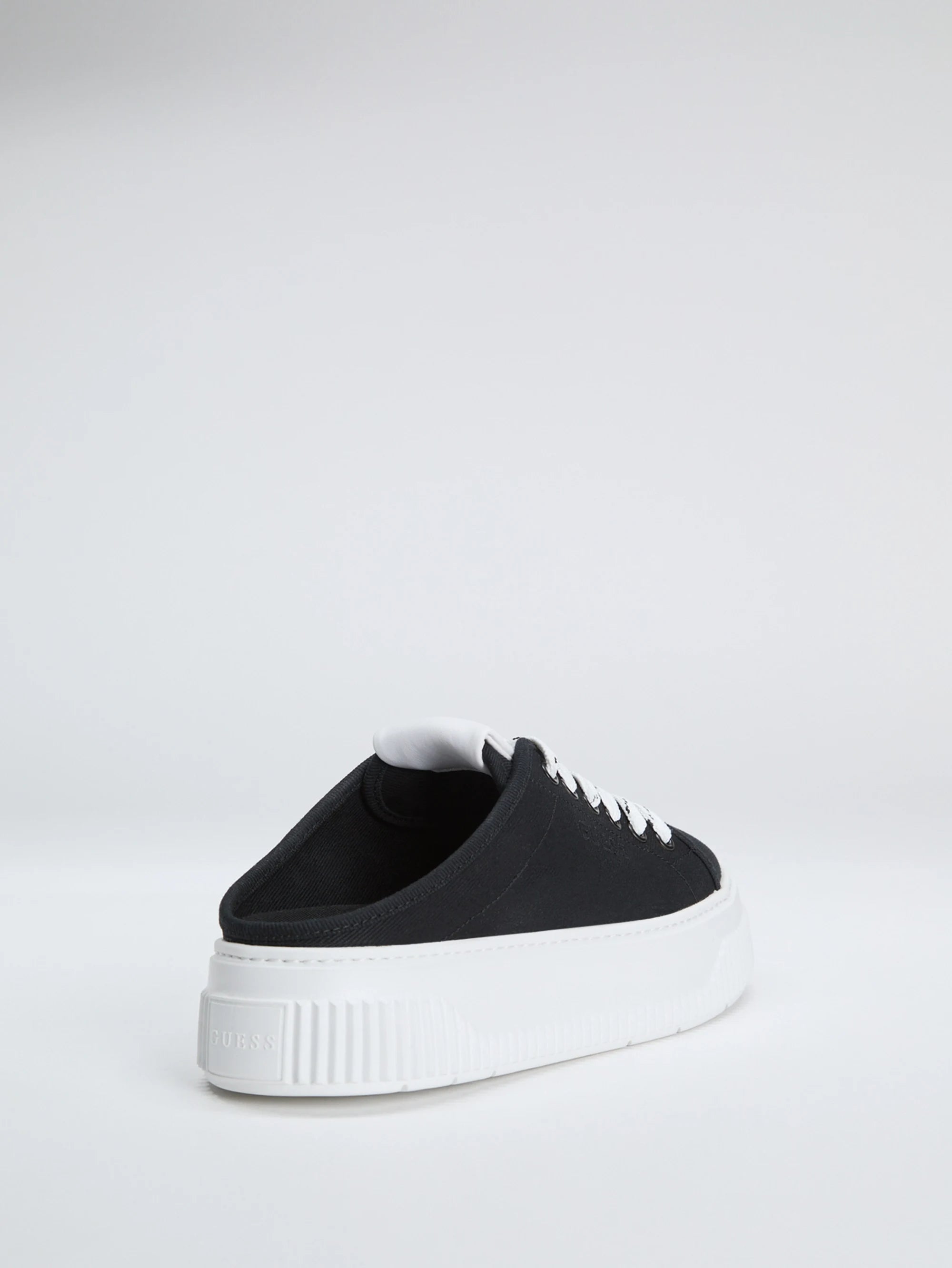 Black 001