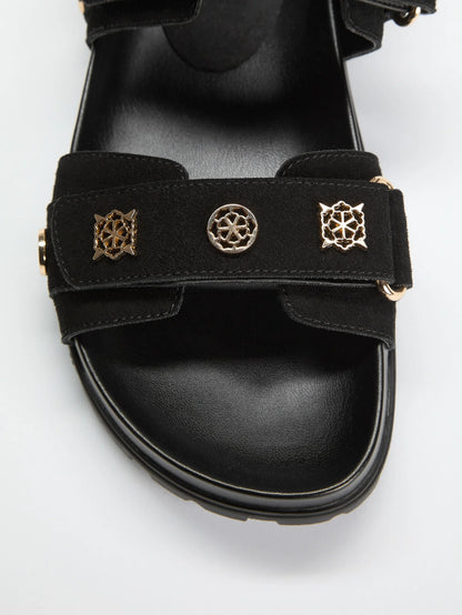 Black 001