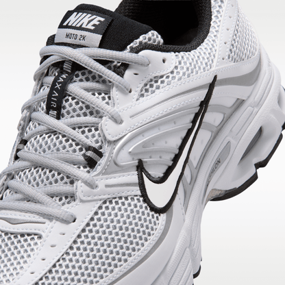 White/Black/Wolf Grey/Metallic Silver