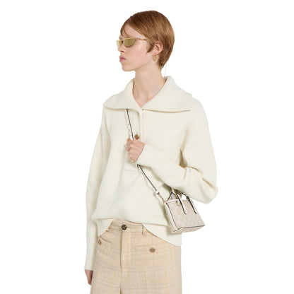 tejido beige y blanco con GG
