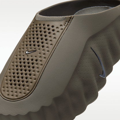 Tarp Green/Light Orewood Brown/Black/Metallic Dark Grey