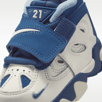 Sail/Blue Grey/Metallic Gold/Mystic Navy
