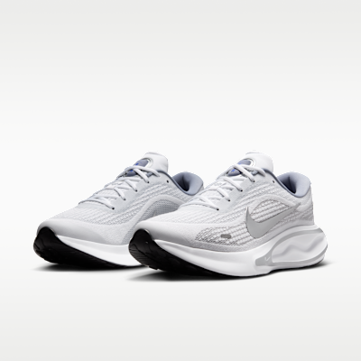 White/Black/Ashen Slate/Metallic Silver