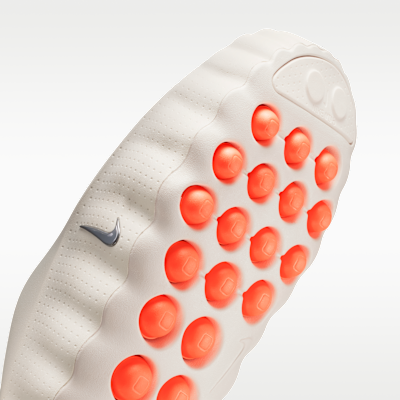 Light Bone/Hyper Crimson/Buff/Chrome