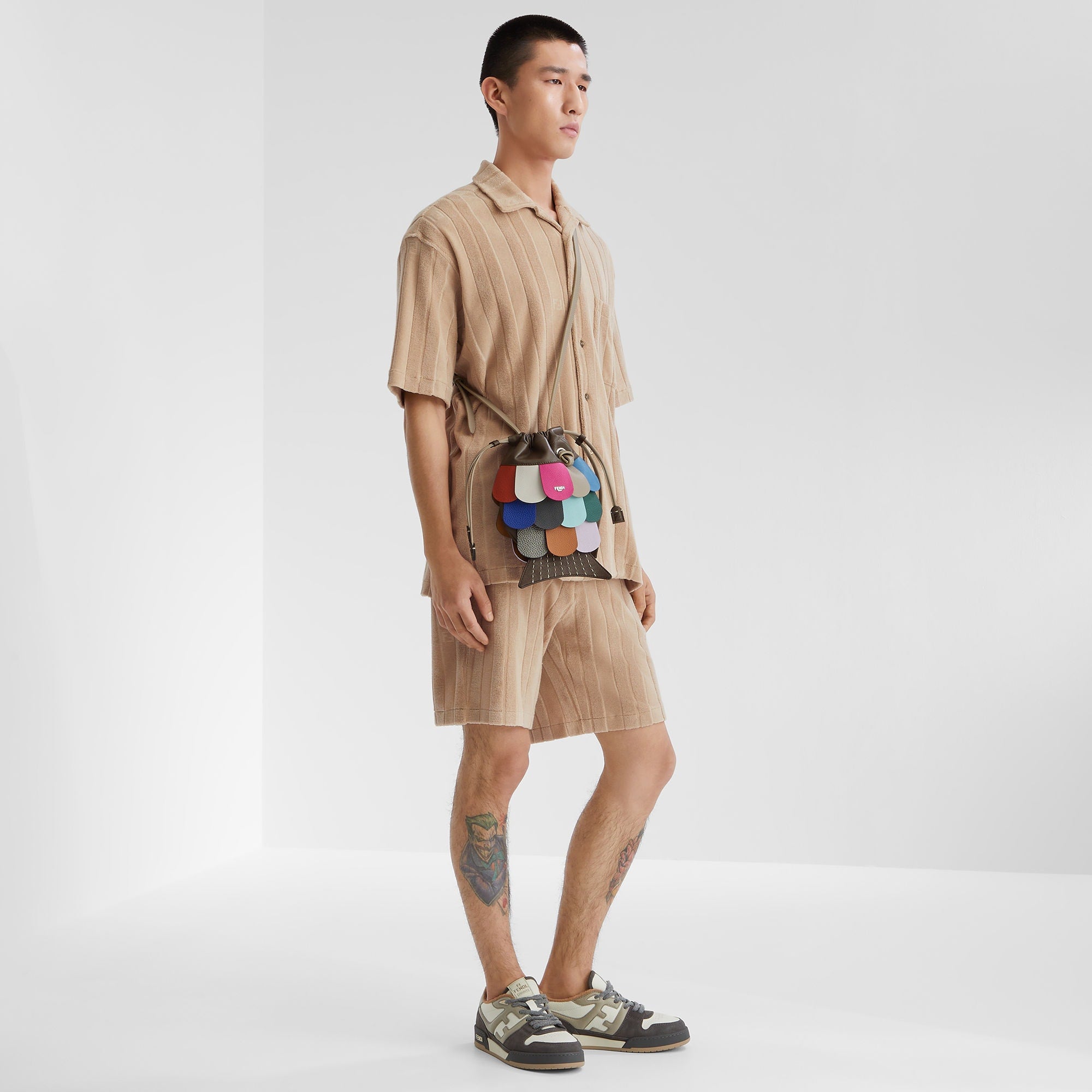 Gris