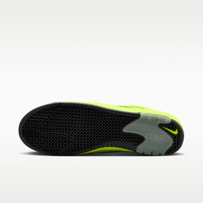 Volt/Volt/Black/Black