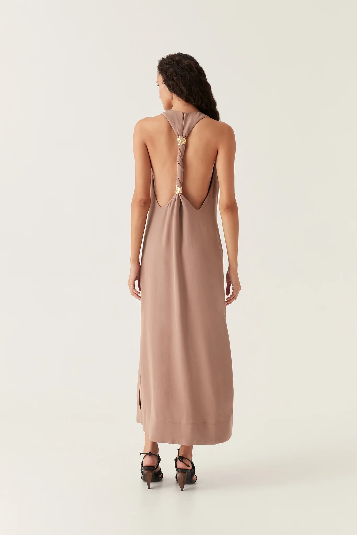 CHOCOLATE BROWN