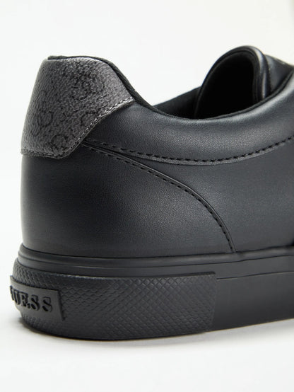 Black 001