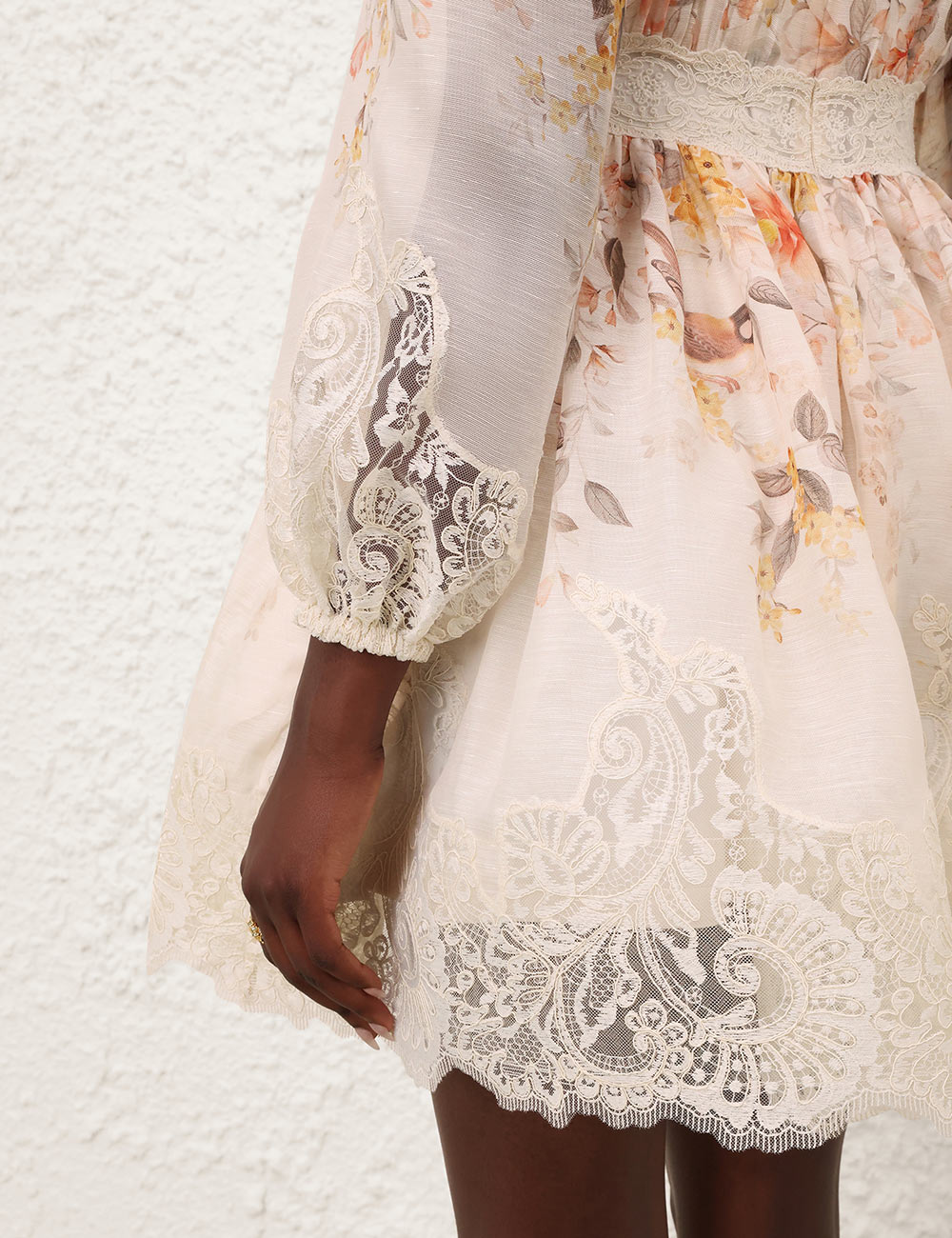 Cream Songbird