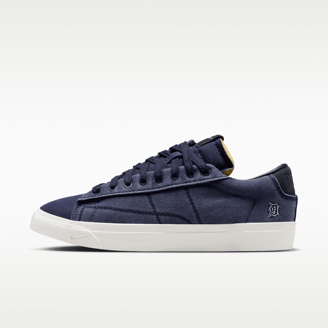 College Navy/Phantom/Safety Orange/Dark Obsidian