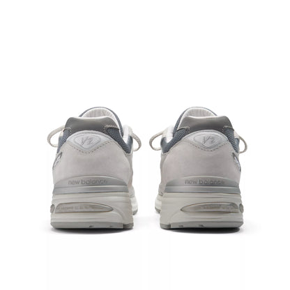 Nimbus Cloud With Cool Grey And Silver