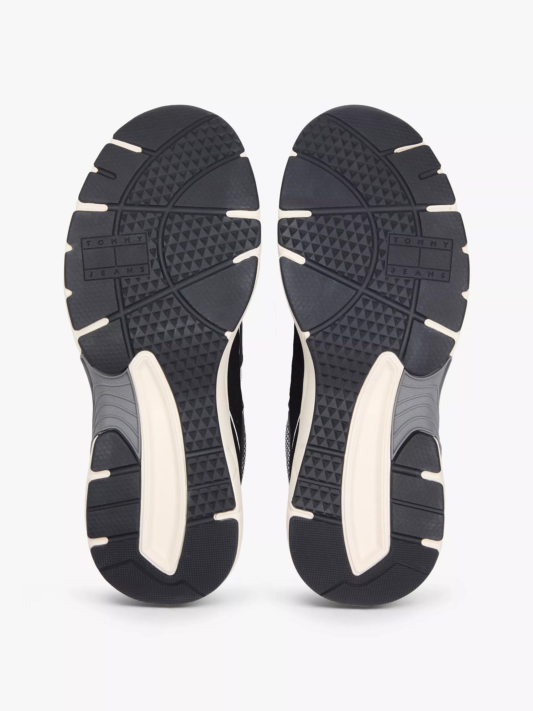 Black / Calico