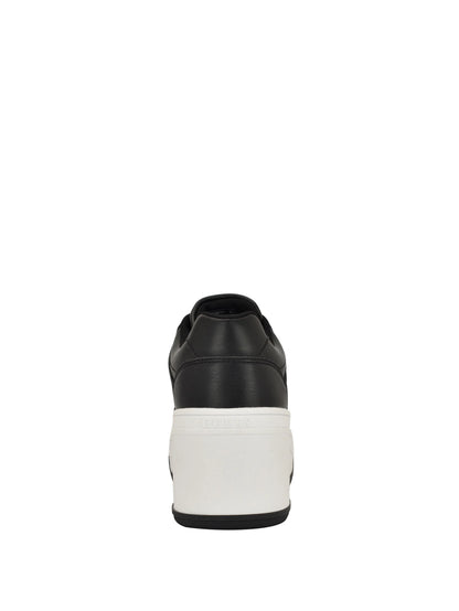 Black 001