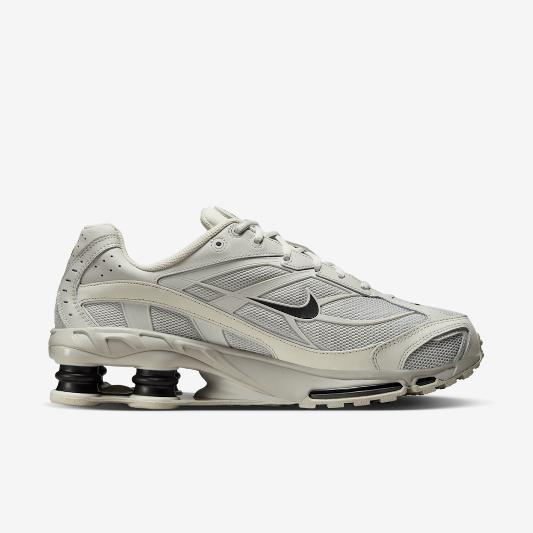 Light Bone/Black/Metallic Black