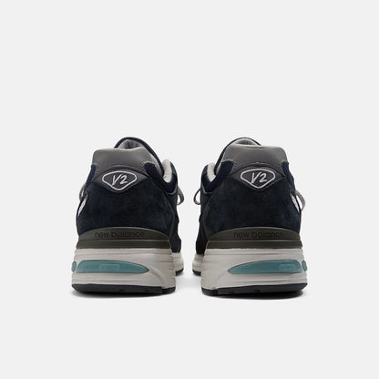 Dark Navy With Smoked Pearl And Silver
