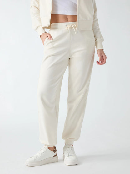 Dove White