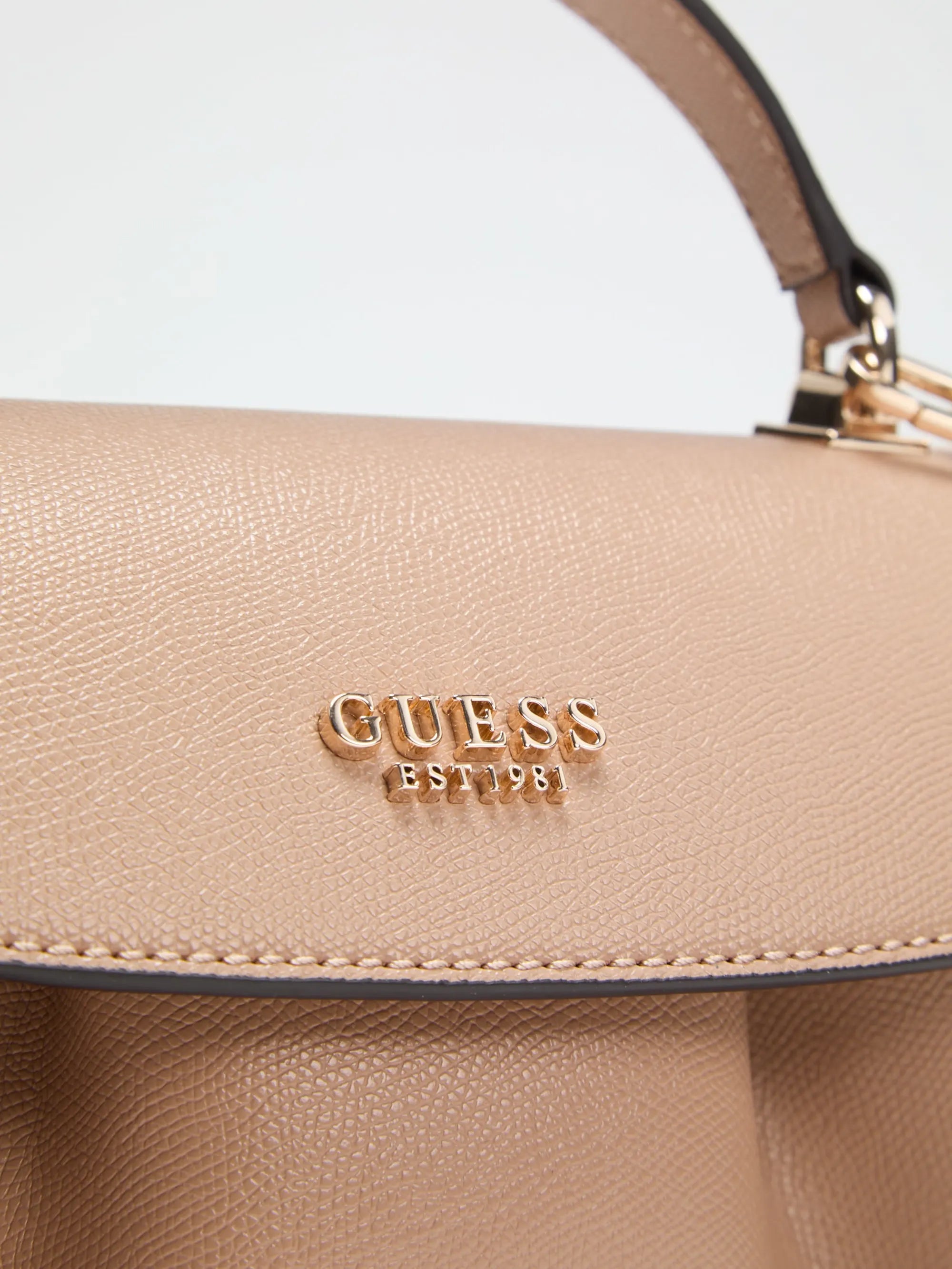 Beige Overflow