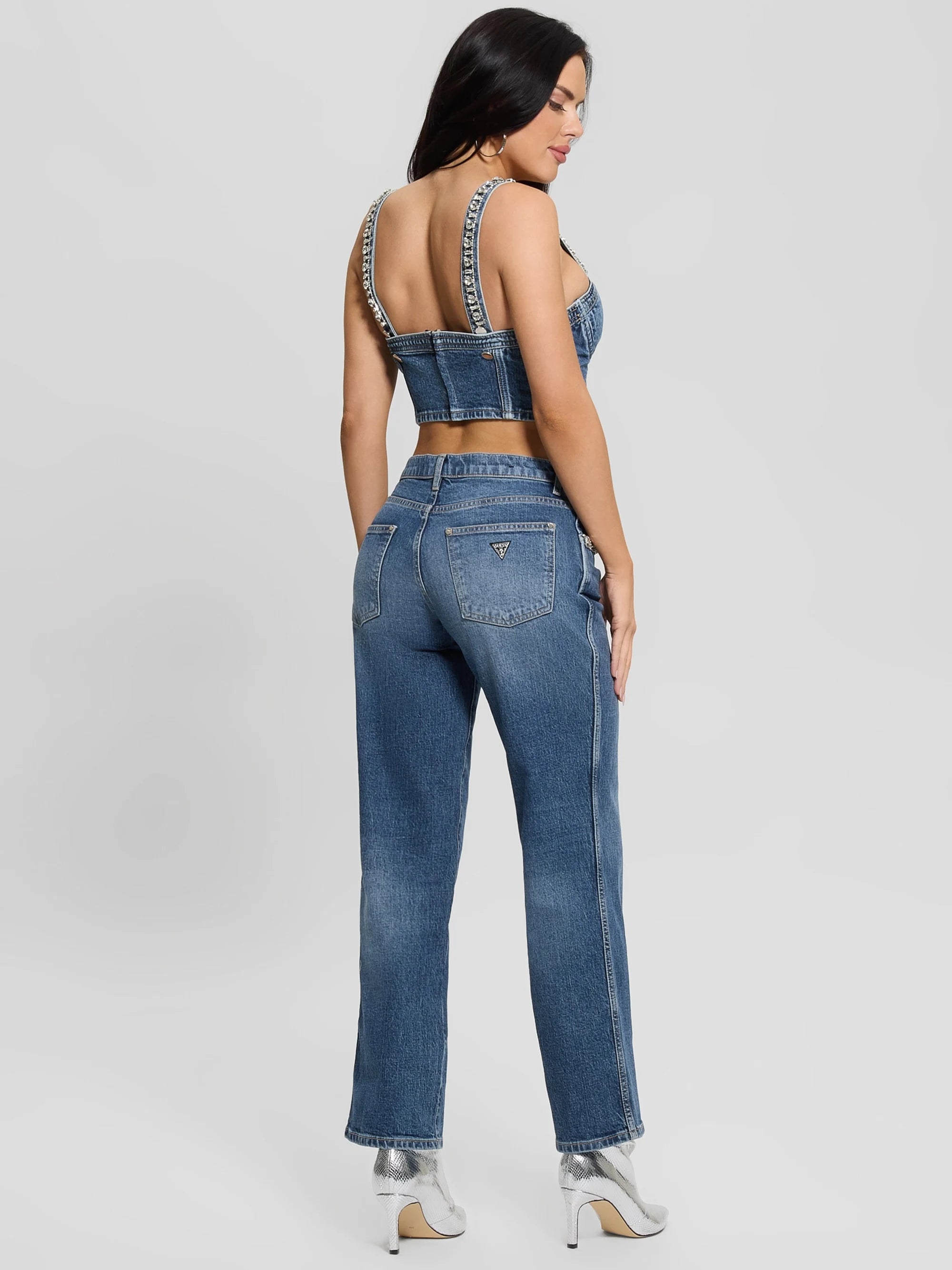 Glam De Casual Party