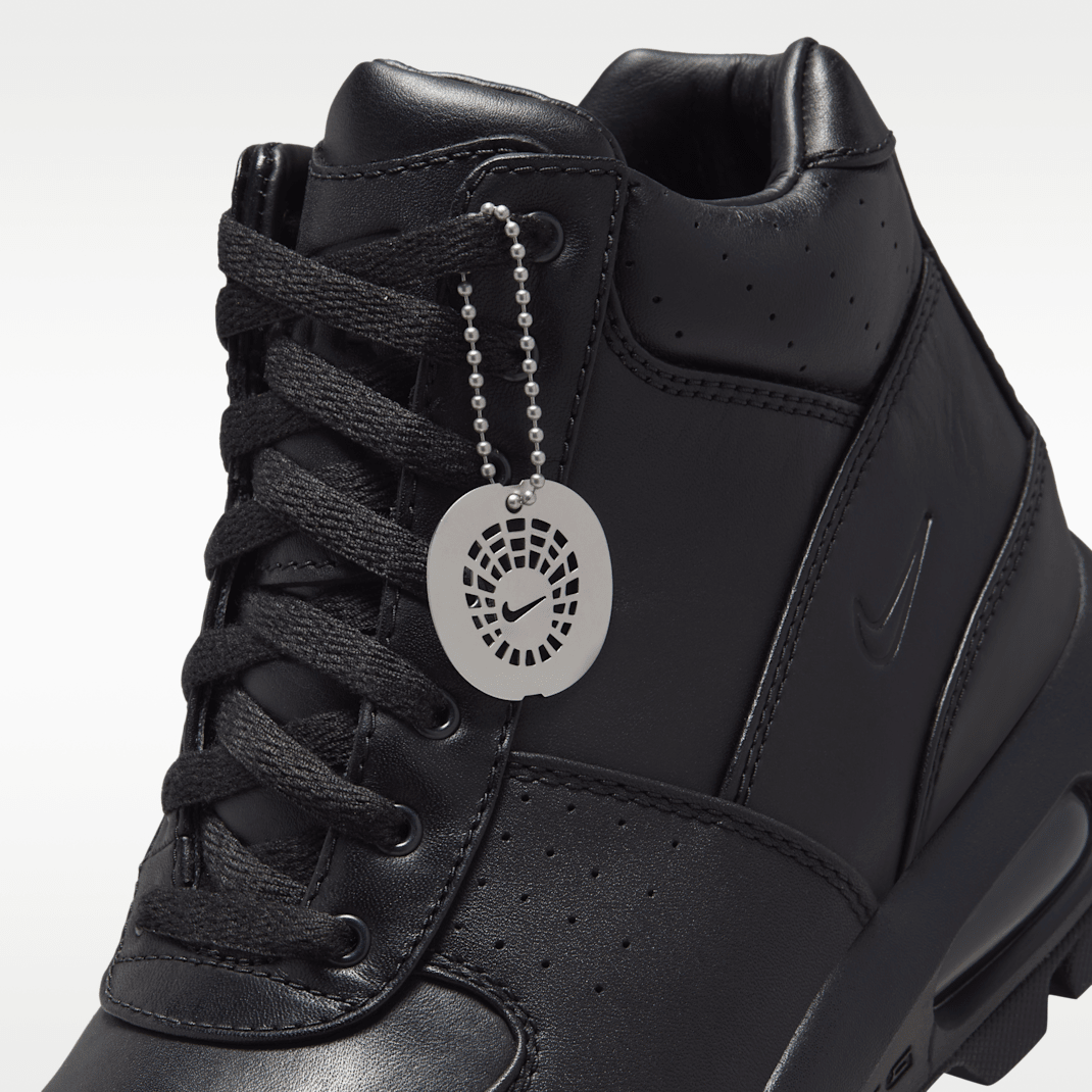 Black/Black/Black