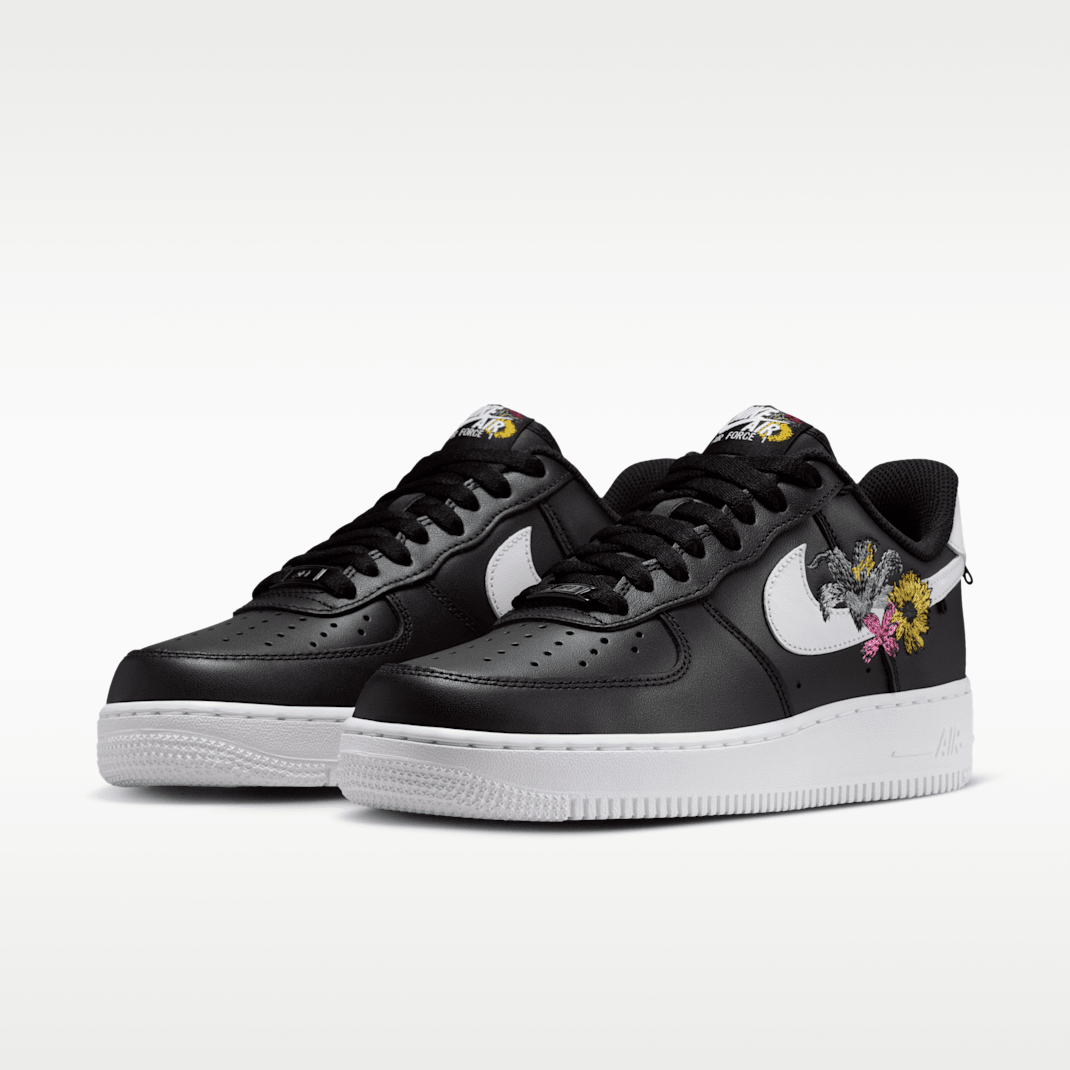 Black/Metallic Gold/White/White