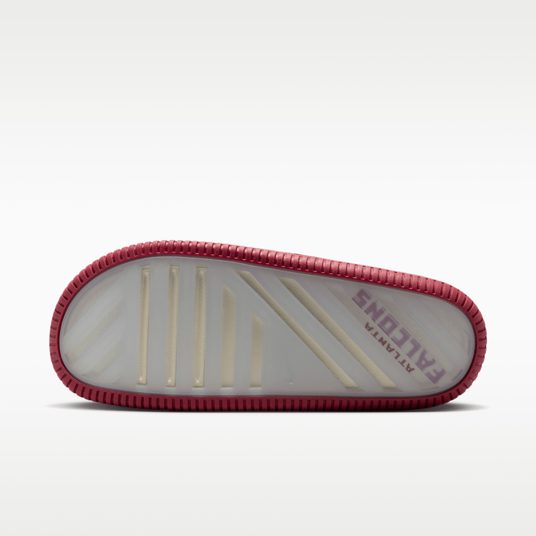 Sail/Black/Gym Red