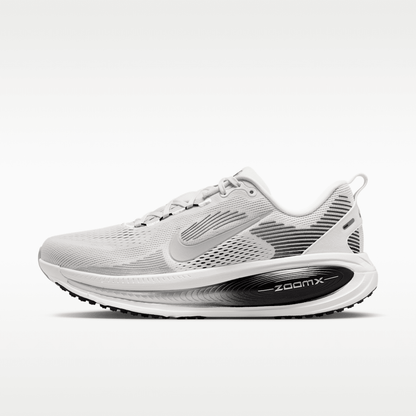 Summit White/Black/Off White/Metallic Silver