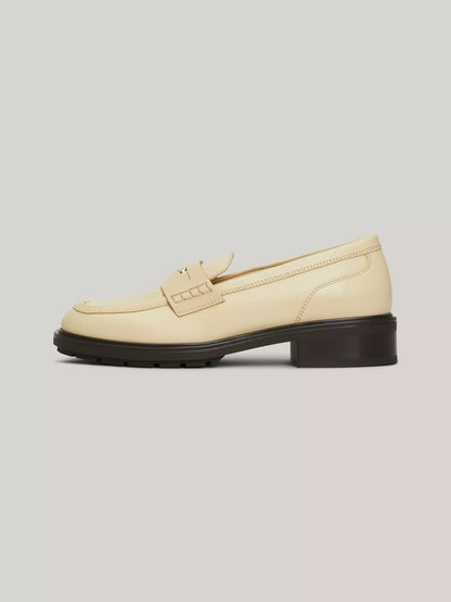 Country Ivory