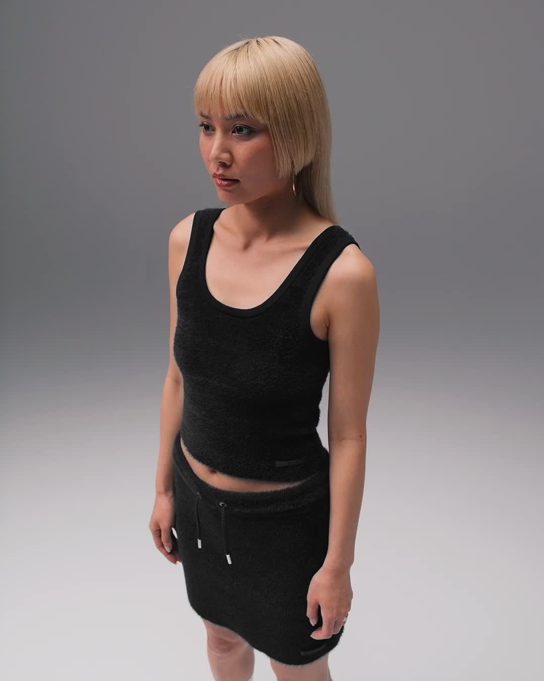 Black/Metallic Silver