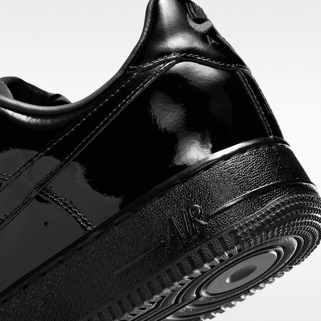 Black/Black/Black
