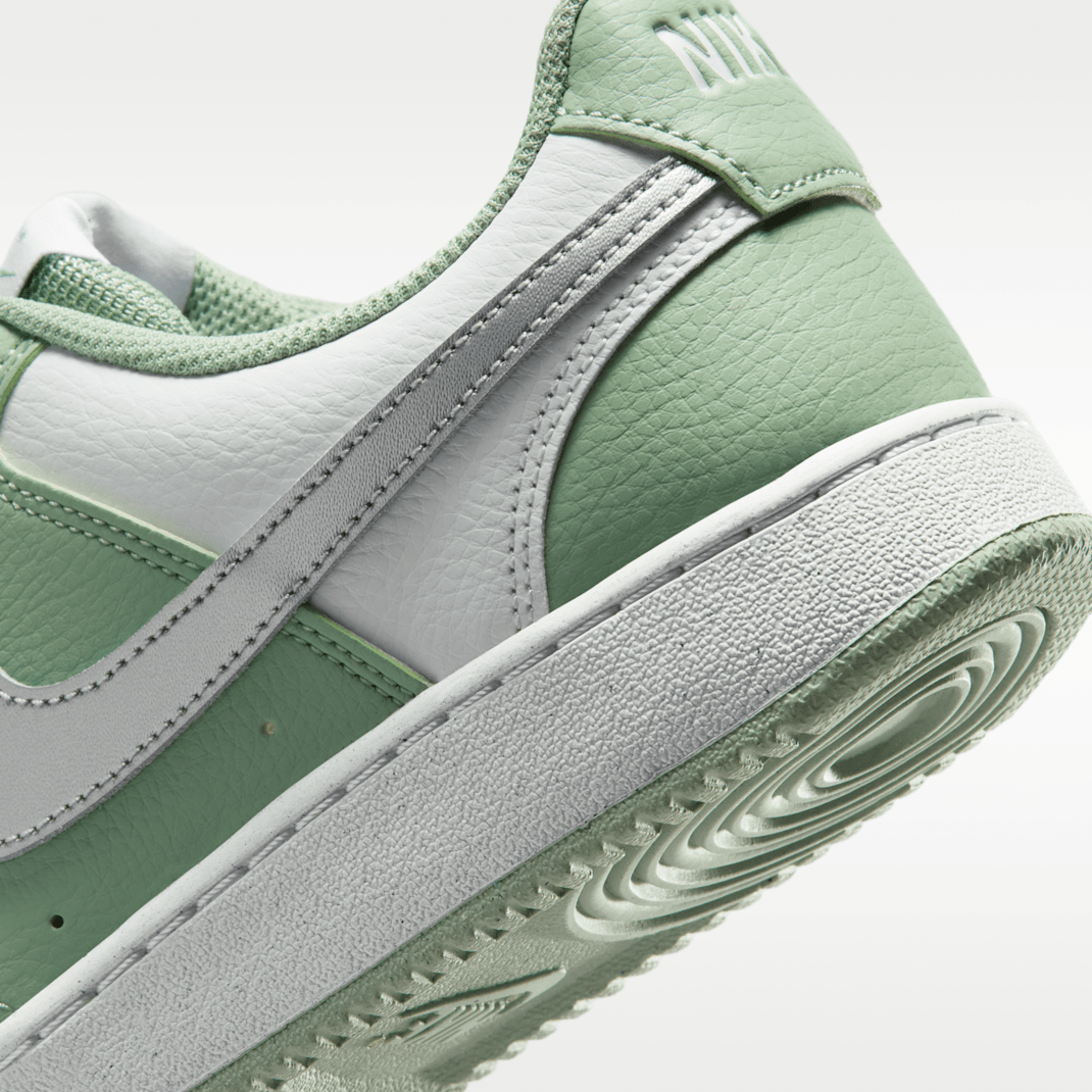 Steam/White/Metallic Silver